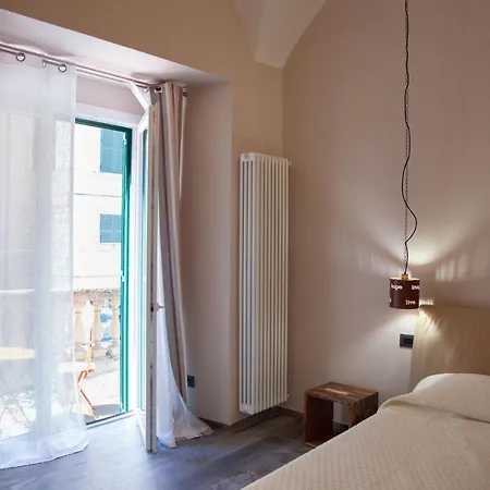 Le Caravelle Guest house Genoa